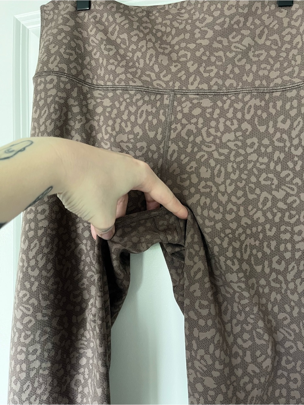 aerie Mauve Brown Leopard Print Leggings - Picture 5 of 6